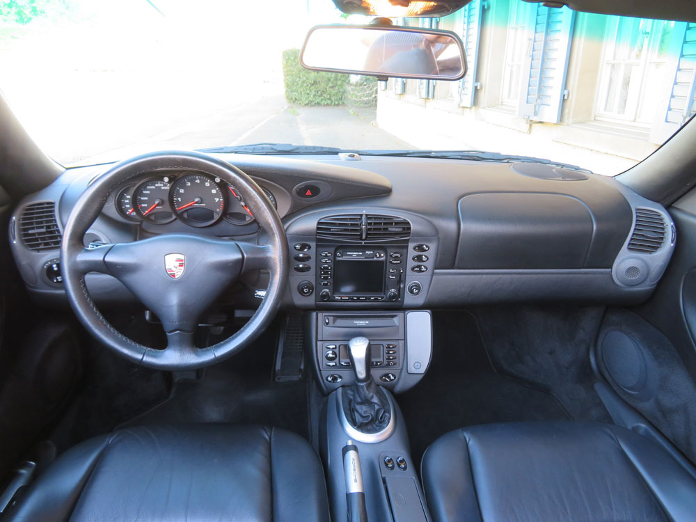 Porsche 911 Carrera 4 Cabriolet