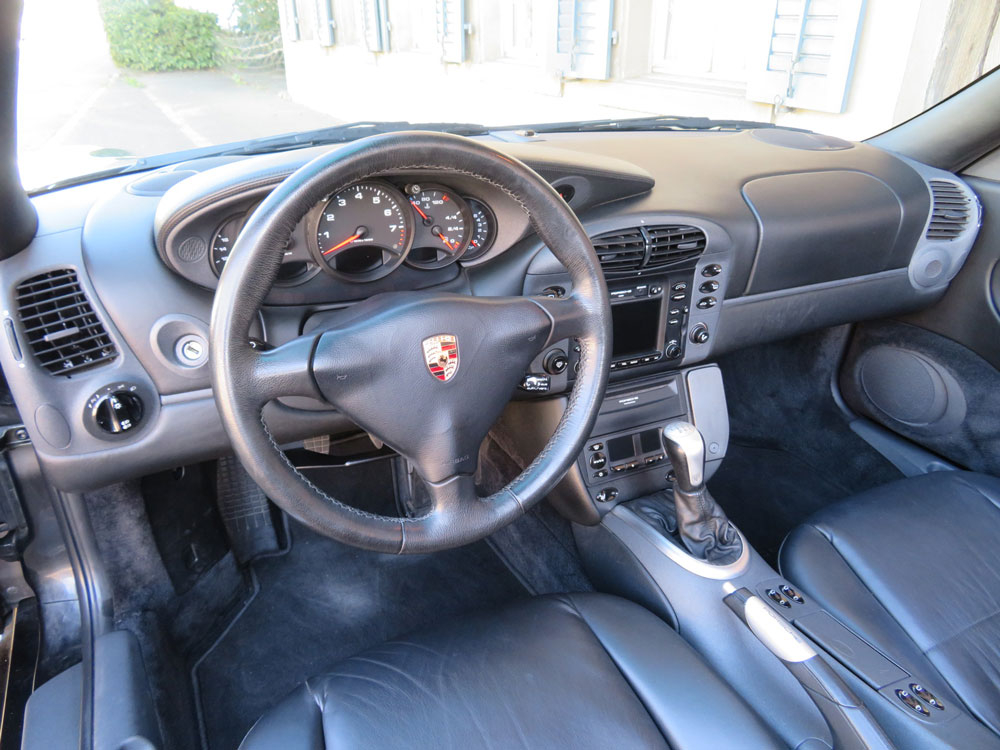 Porsche 911 Carrera 4 Cabriolet