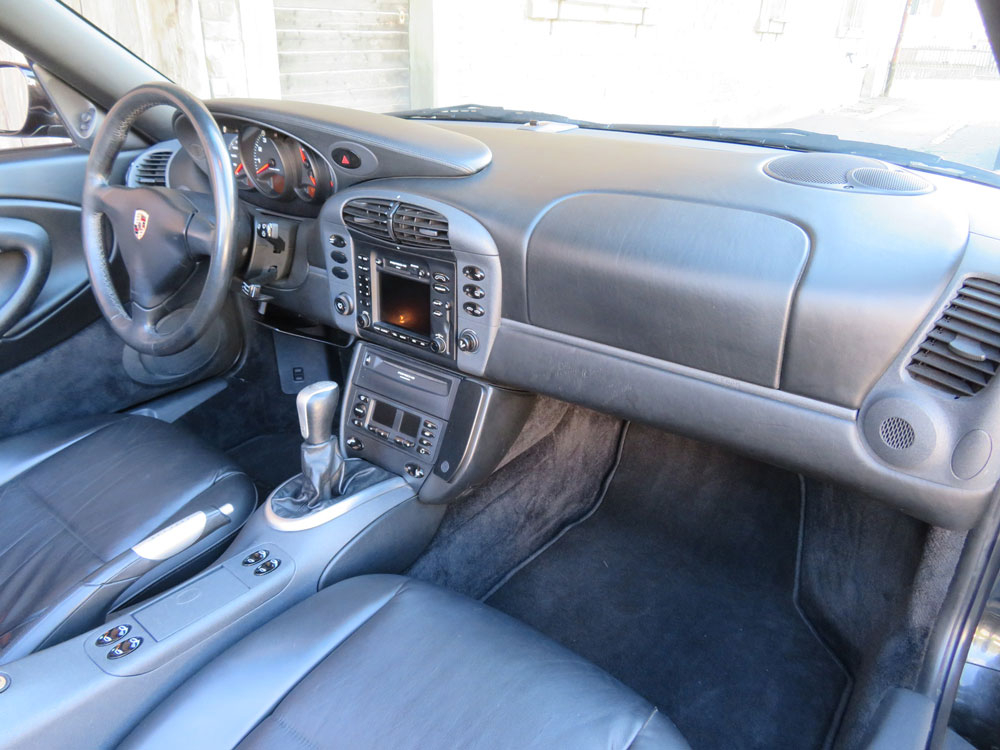 Porsche 911 Carrera 4 Cabriolet