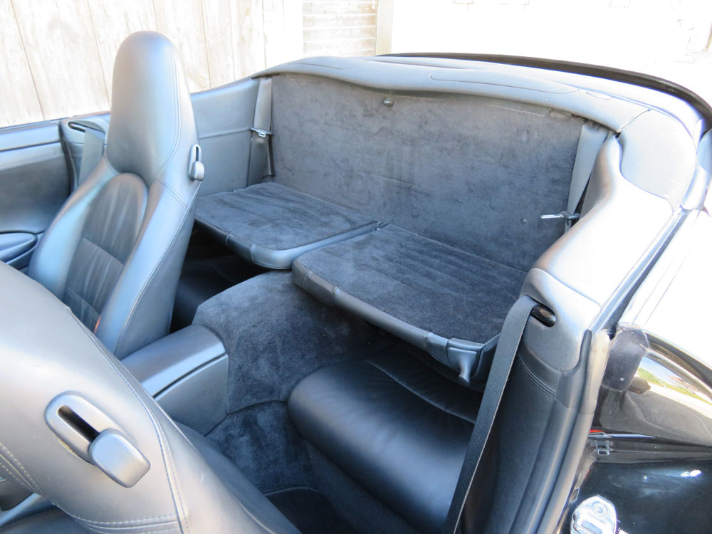 Porsche 911 Carrera 4 Cabriolet