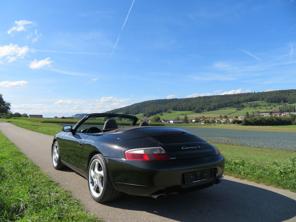 Porsche 911 Carrera 4 Cabriolet
