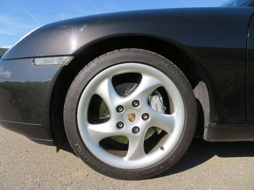 Porsche 911 Carrera 4 Cabriolet