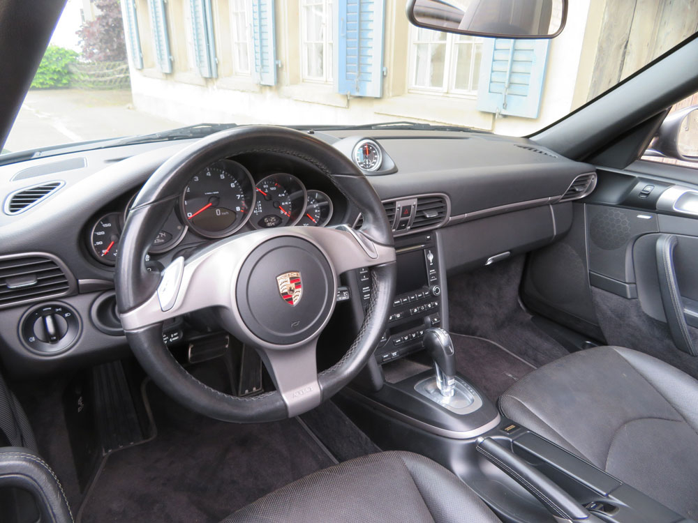 Porsche 911 Carrera Cabriolet