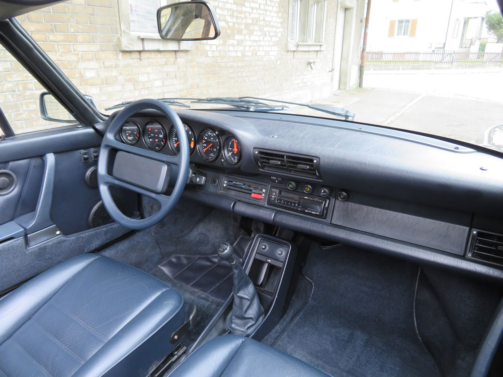 Porsche 911 Carrera Cabriolet