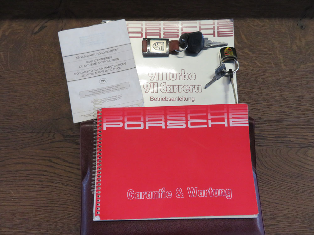 Porsche 911 Carrera Cabriolet