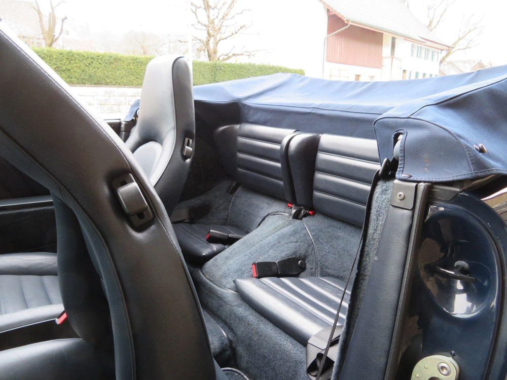 Porsche 911 Carrera Cabriolet