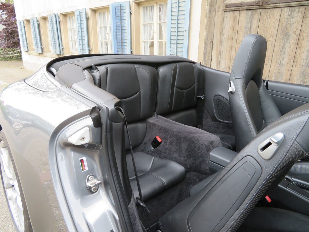 Porsche 911 Carrera Cabriolet