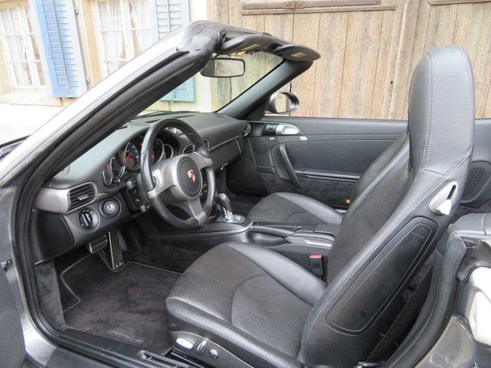 Porsche 911 Carrera Cabriolet