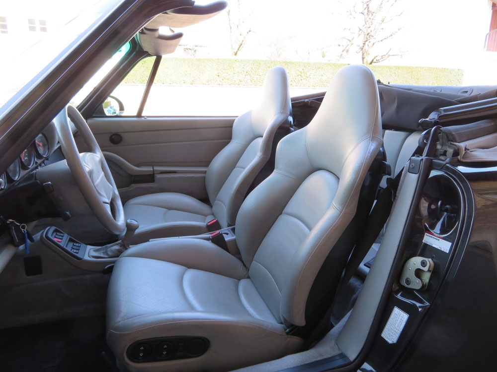 Porsche 911 Carrera (993) Cabriolet