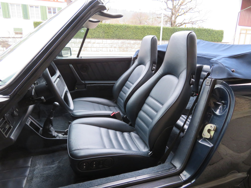 Porsche 911 Carrera Cabriolet