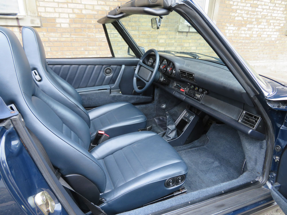 Porsche 911 Carrera Cabriolet