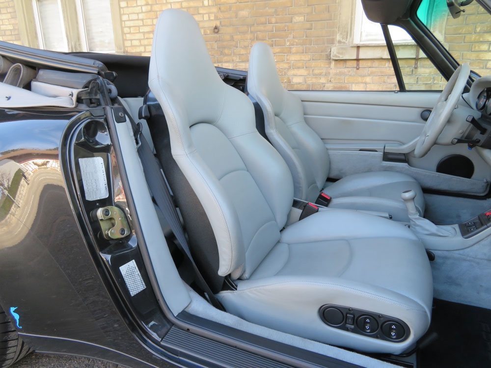 Porsche 911 Carrera (993) Cabriolet