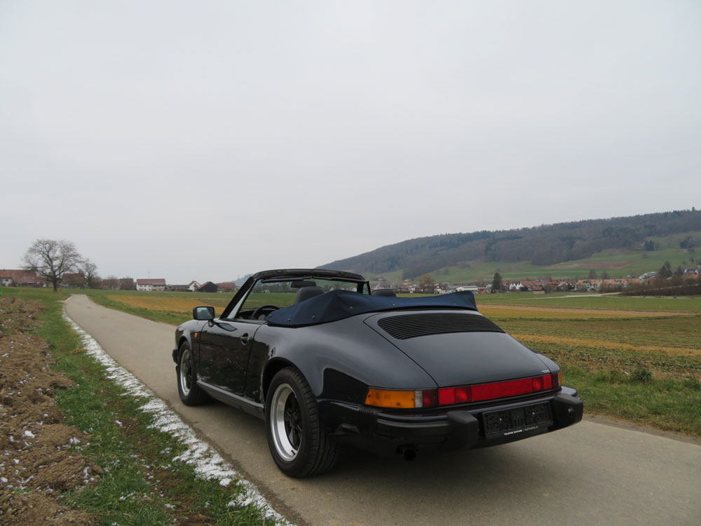 Porsche 911 Carrera Cabriolet