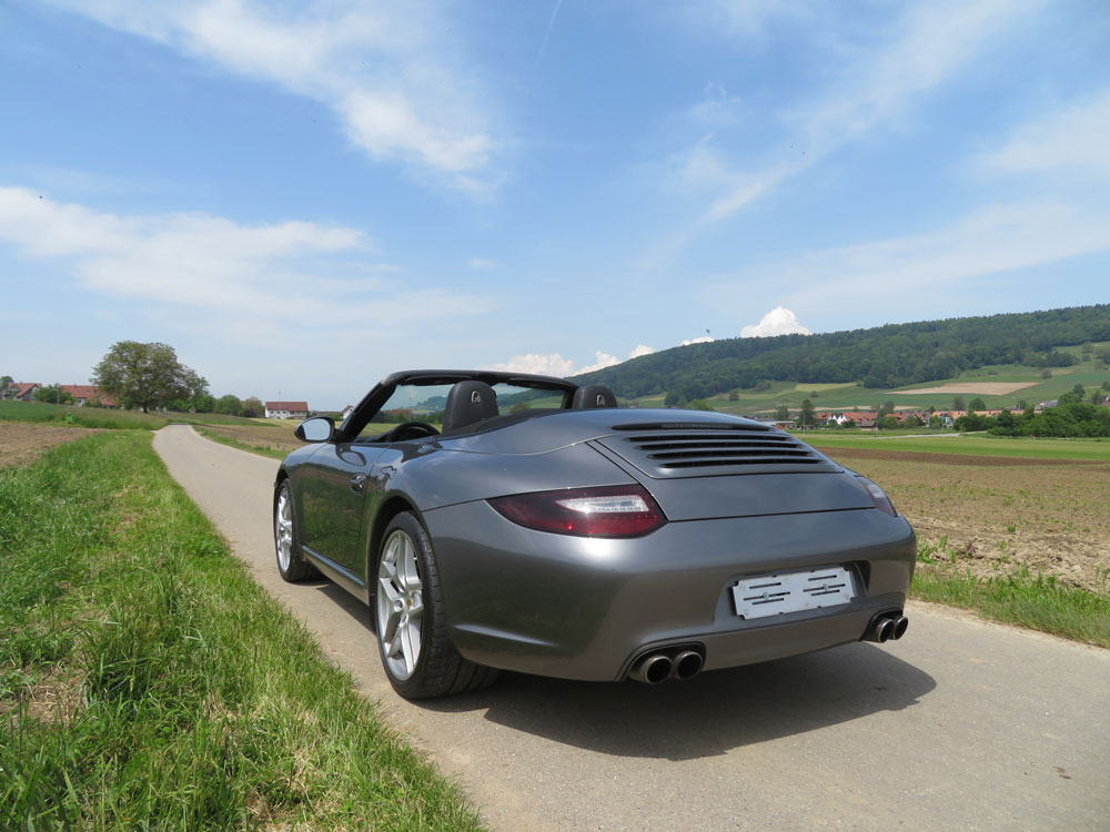 Porsche 911 Carrera Cabriolet