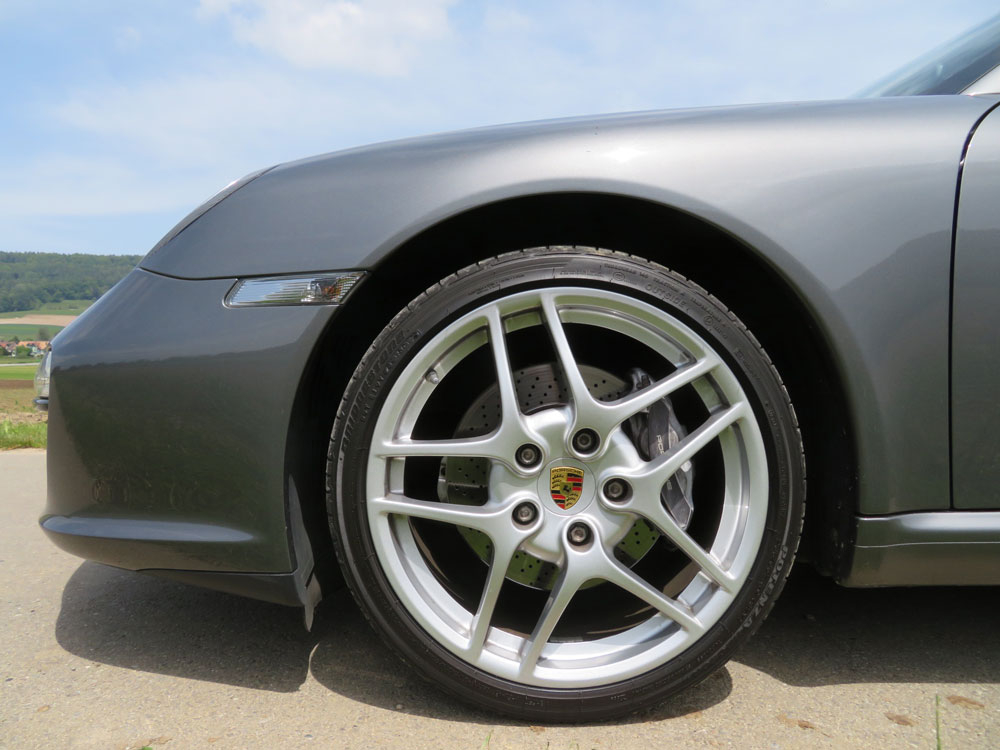 Porsche 911 Carrera Cabriolet