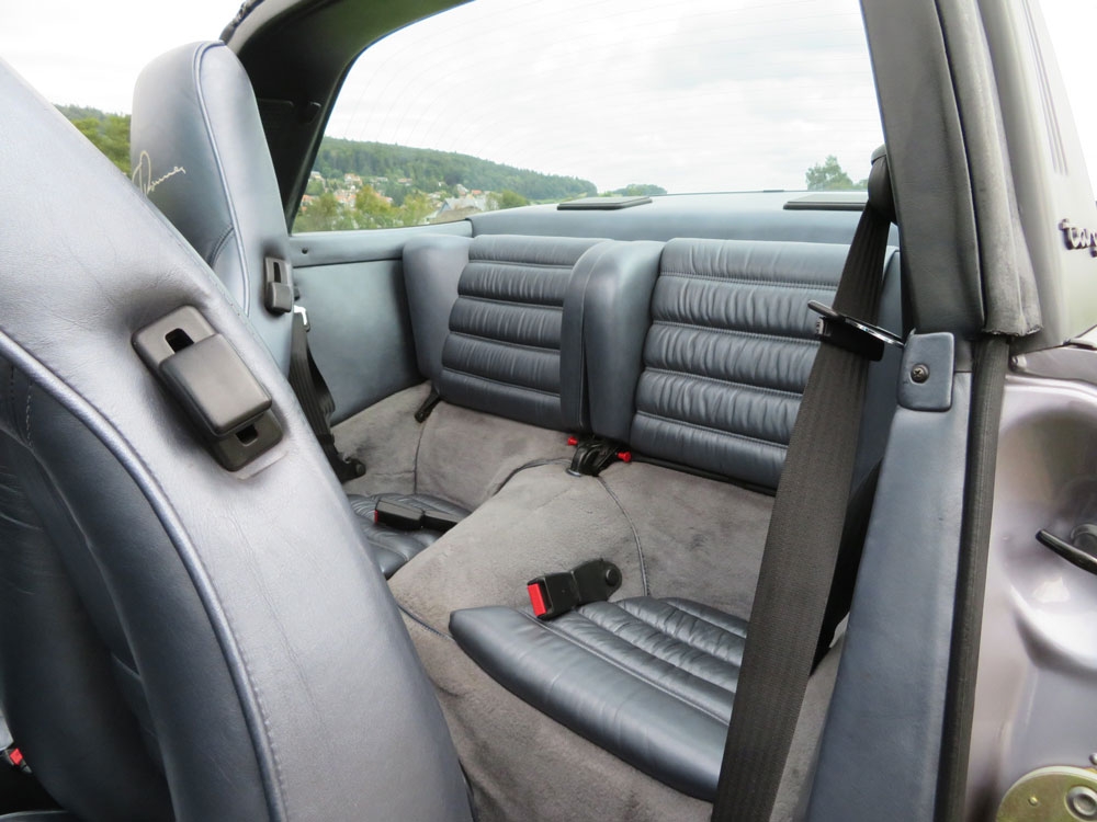 Porsche 911 Carrera Targa