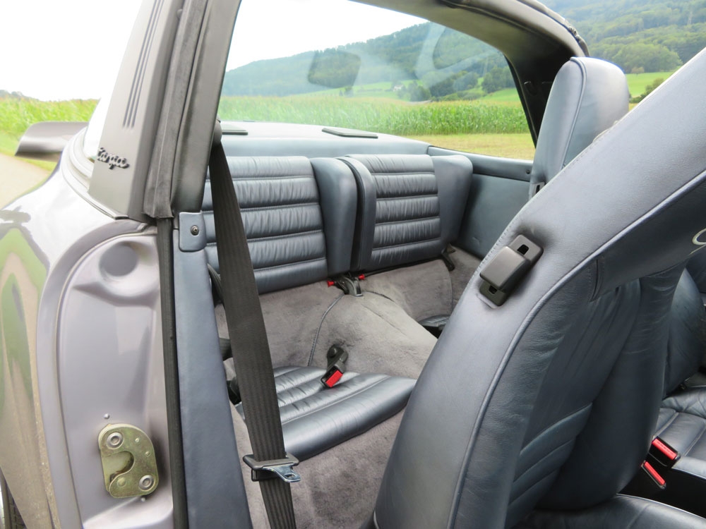 Porsche 911 Carrera Targa