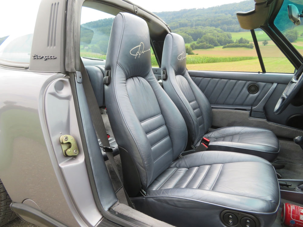 Porsche 911 Carrera Targa