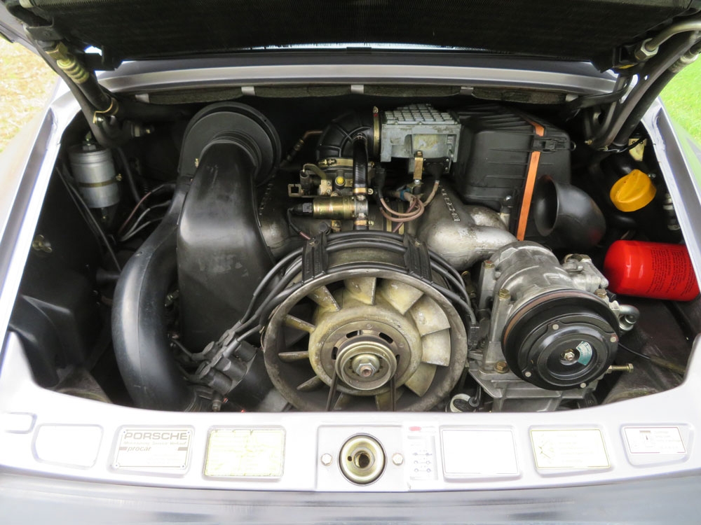 Porsche 911 Carrera Targa