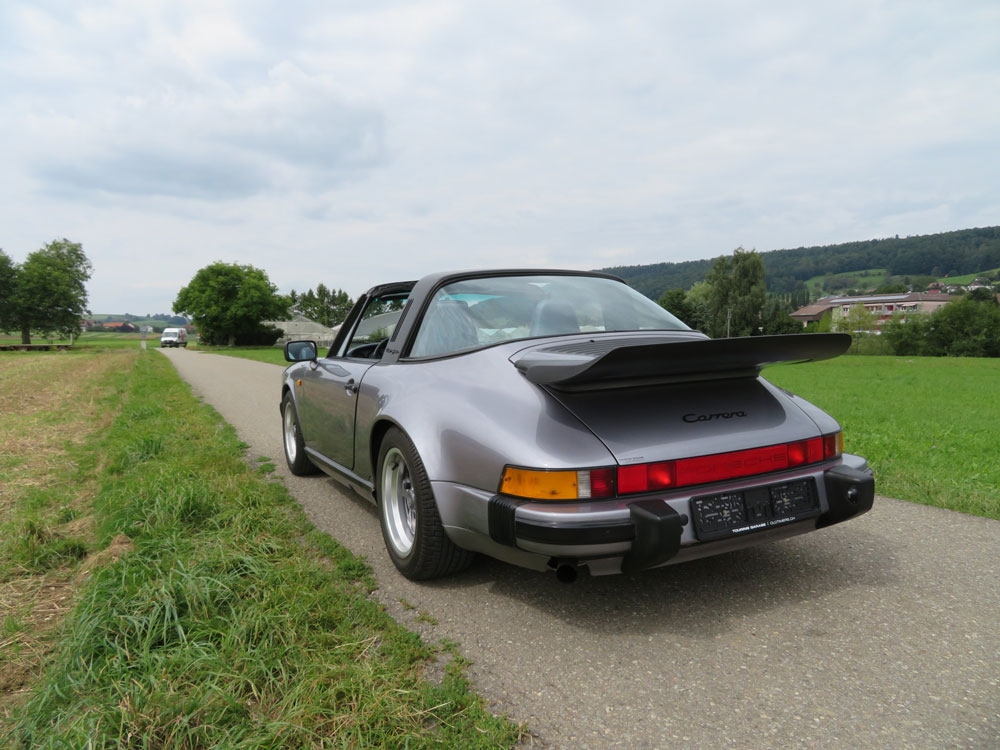 Porsche 911 Carrera Targa