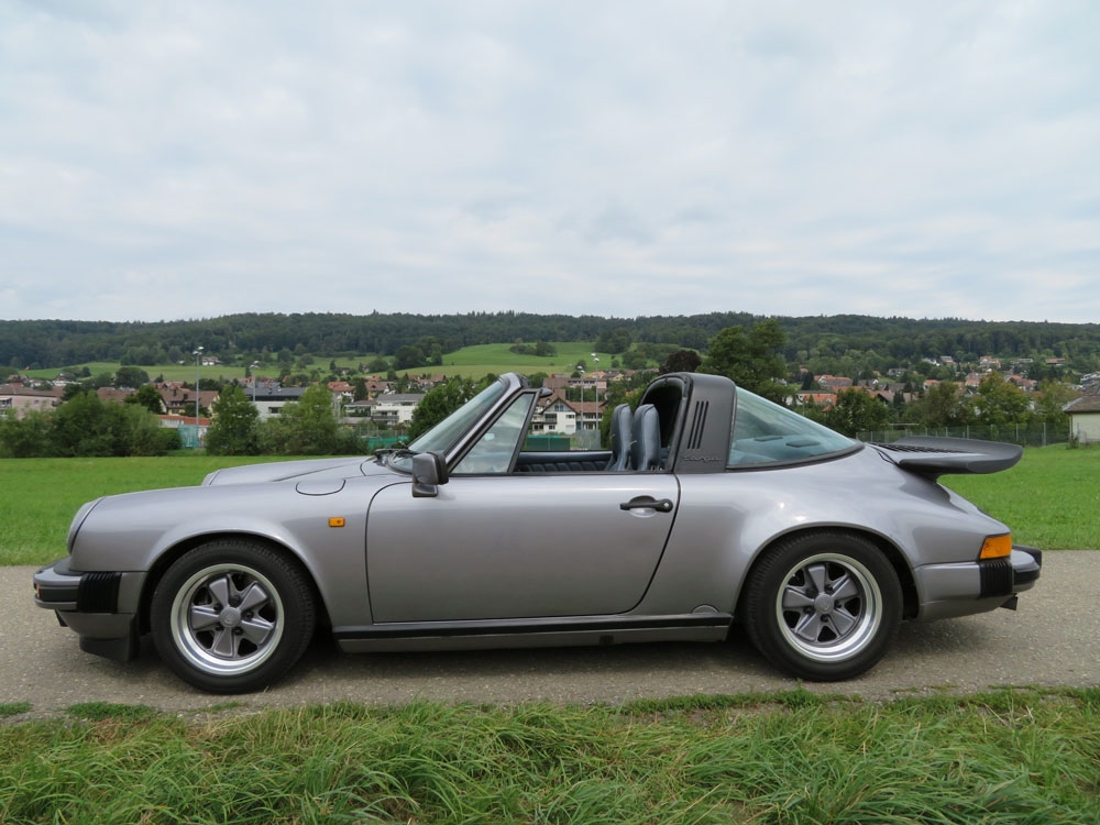 Porsche 911 Carrera Targa