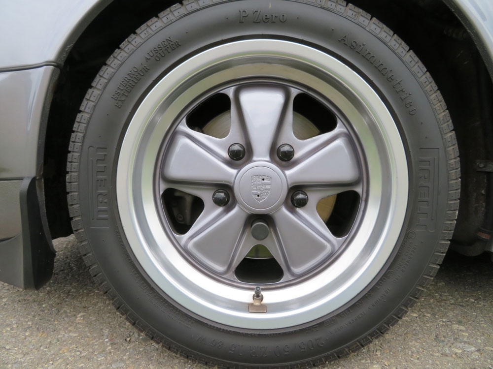 Porsche 911 Carrera Targa