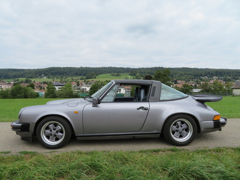 Porsche 911 Carrera Targa