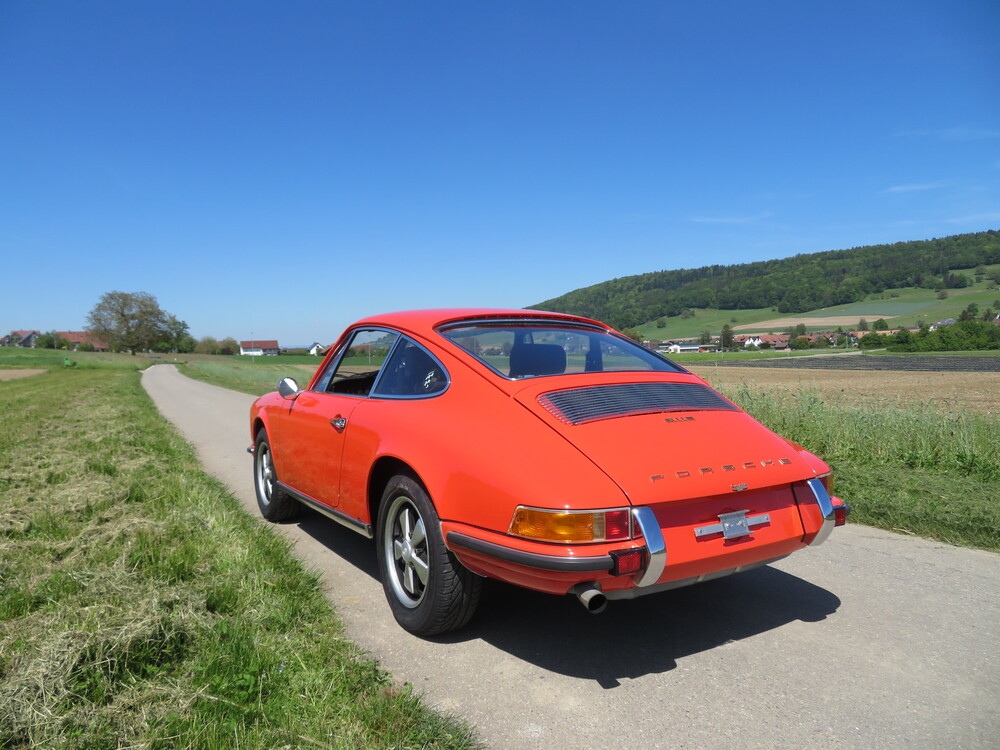 Porsche 911 E Coupé