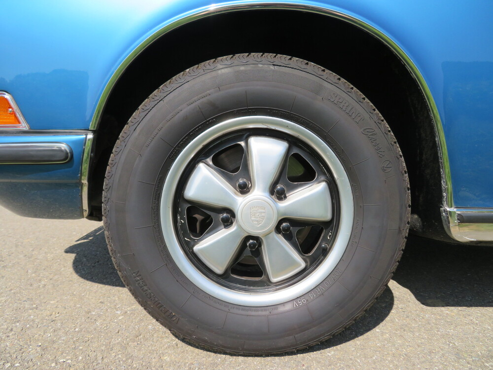 Porsche 911 2.2 Targa