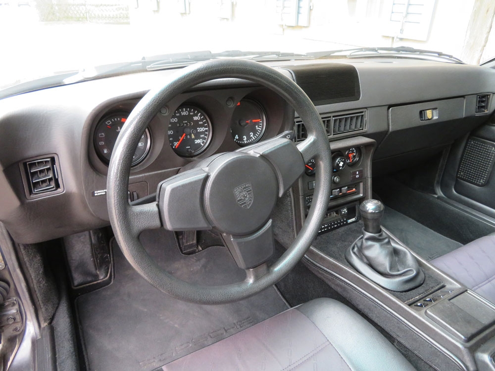 Porsche 924 S Coupé