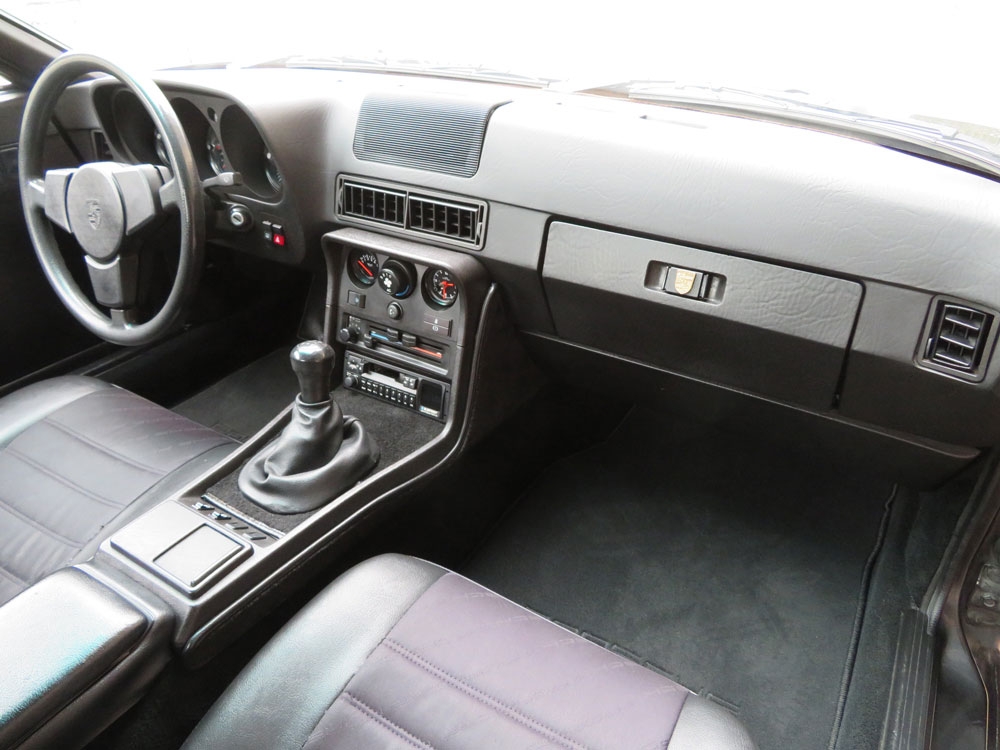 Porsche 924 S Coupé