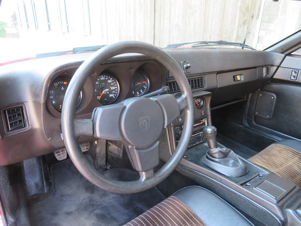 Porsche 924 S Coupé