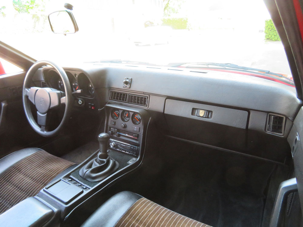 Porsche 924 S Coupé