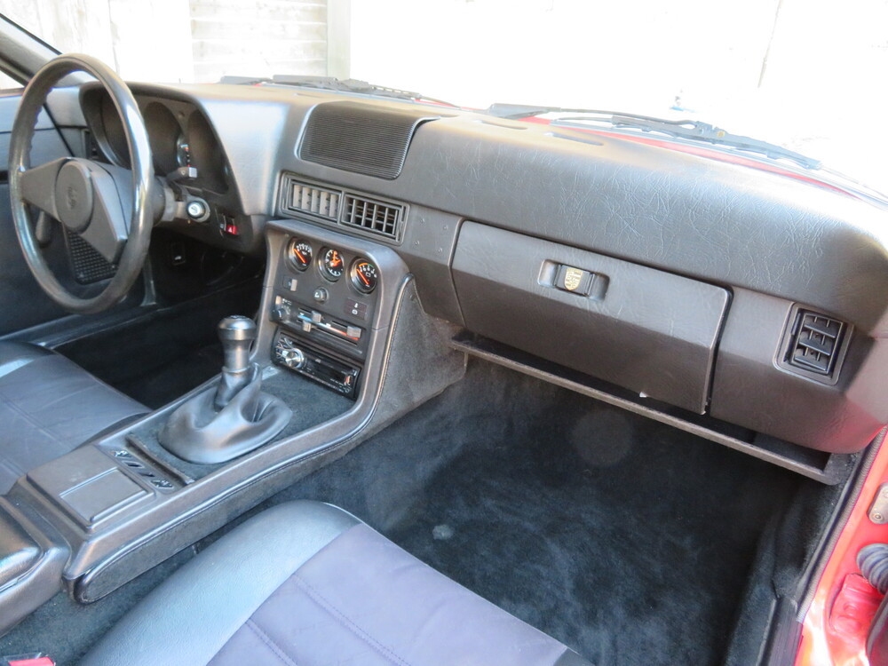 Porsche 924 S Coupé