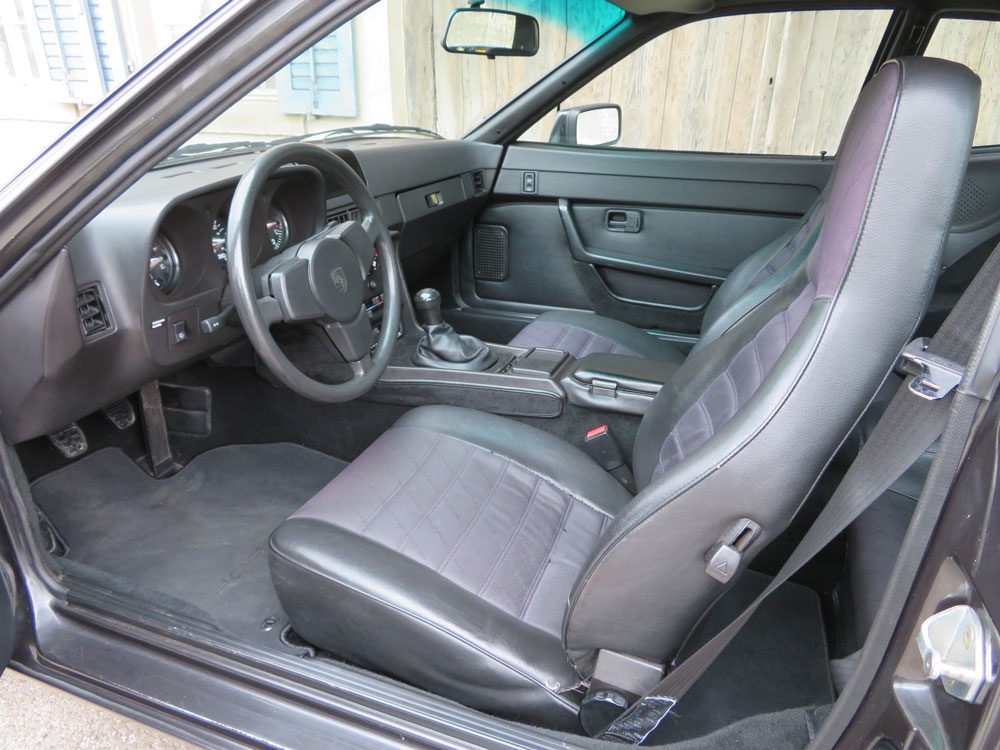 Porsche 924 S Coupé
