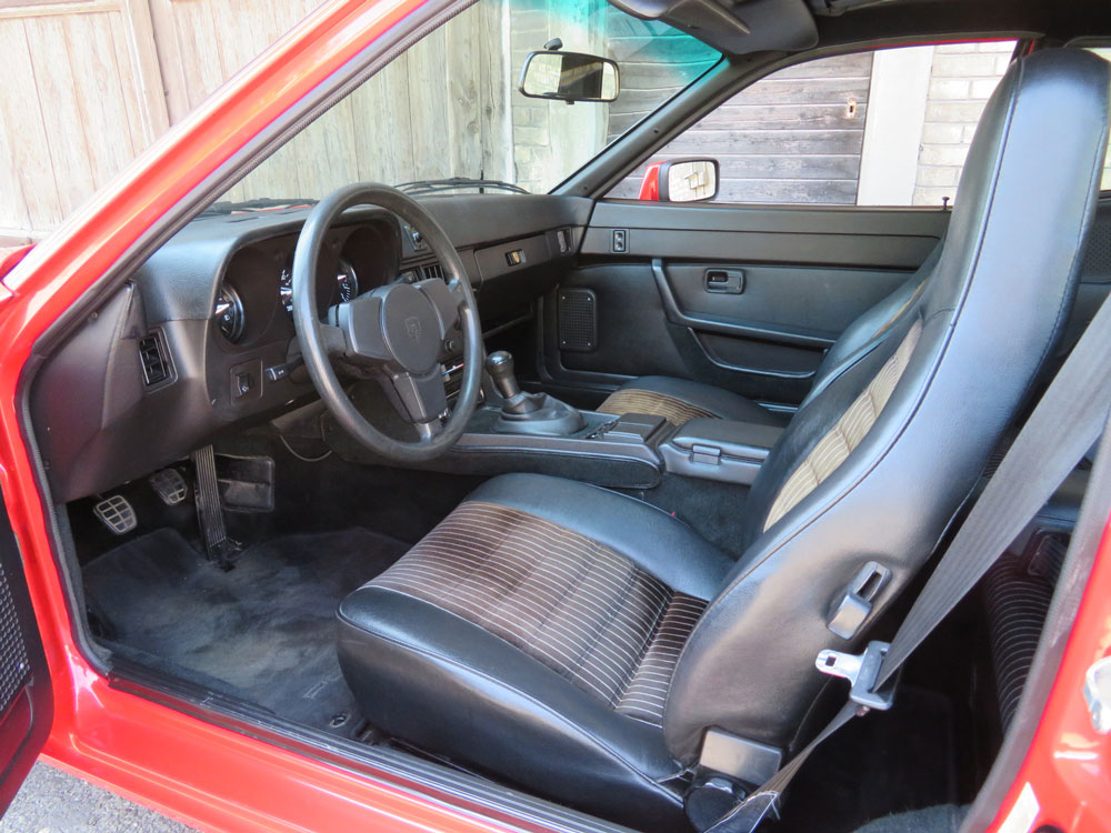 Porsche 924 S Coupé