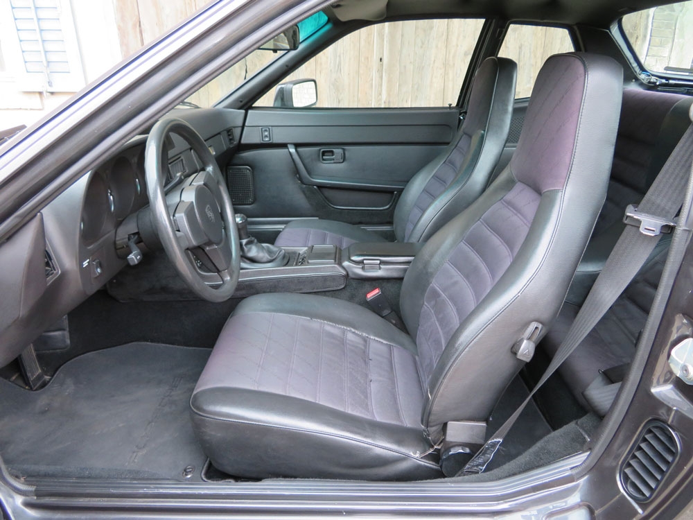 Porsche 924 S Coupé