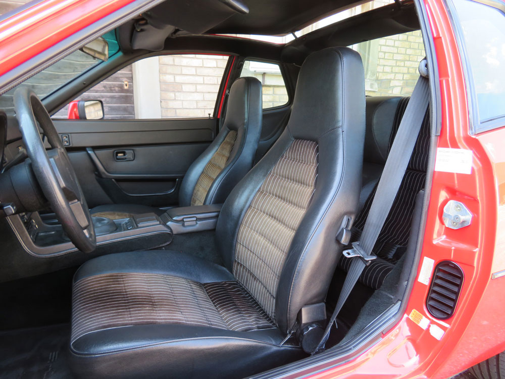 Porsche 924 S Coupé