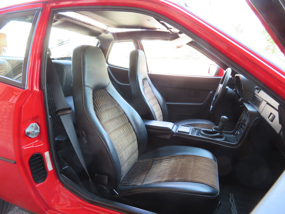 Porsche 924 S Coupé