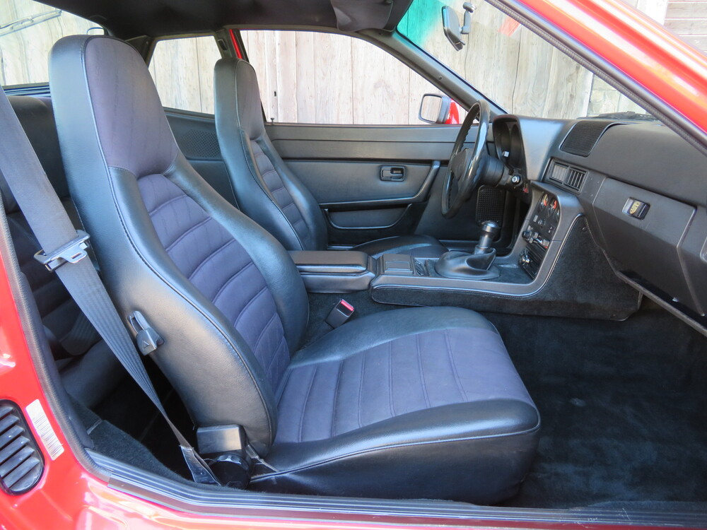 Porsche 924 S Coupé