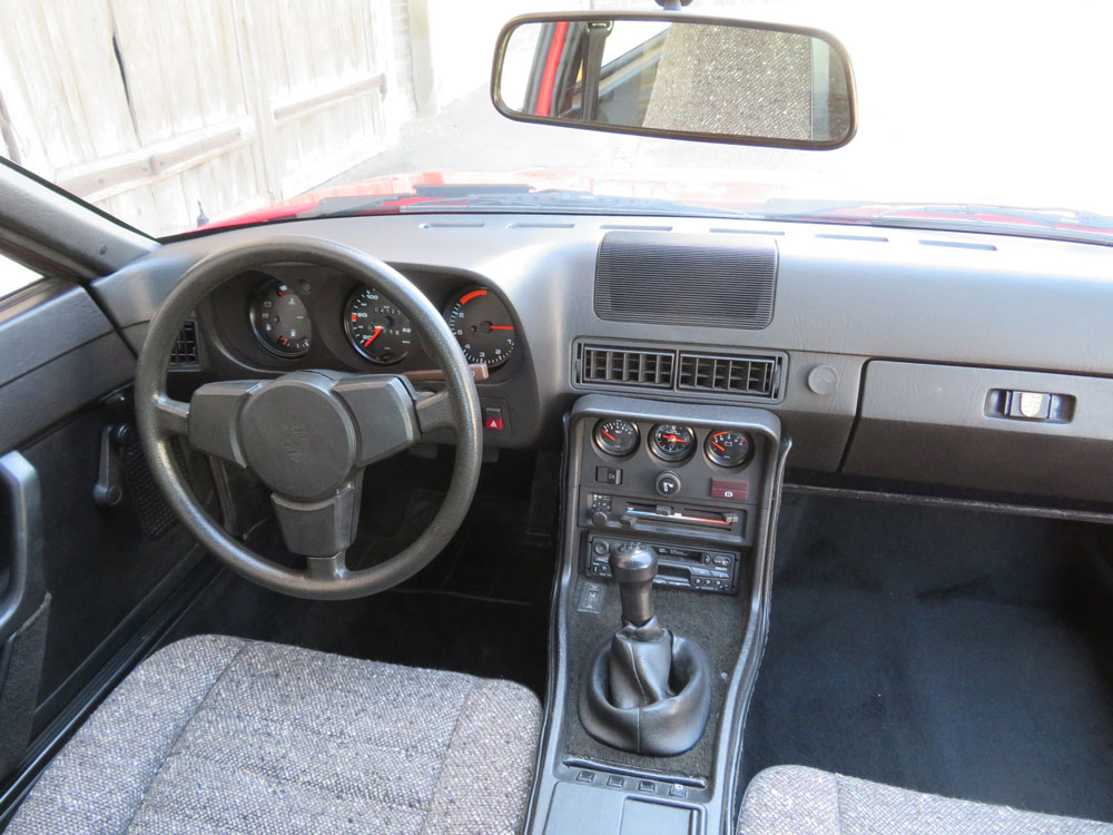 Porsche 924 Coupé