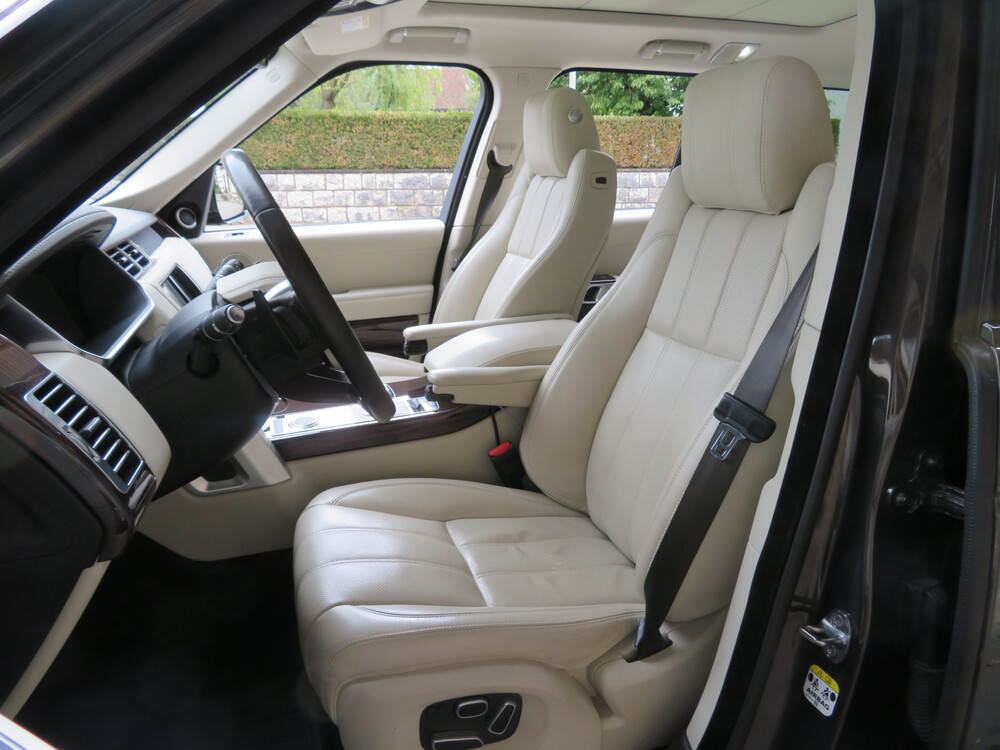 Land Rover Range Rover Geländewagen