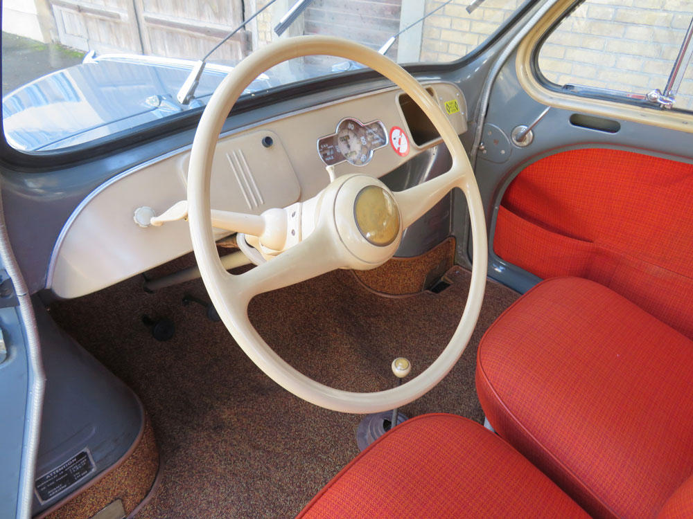 Renault 4CV Limousine