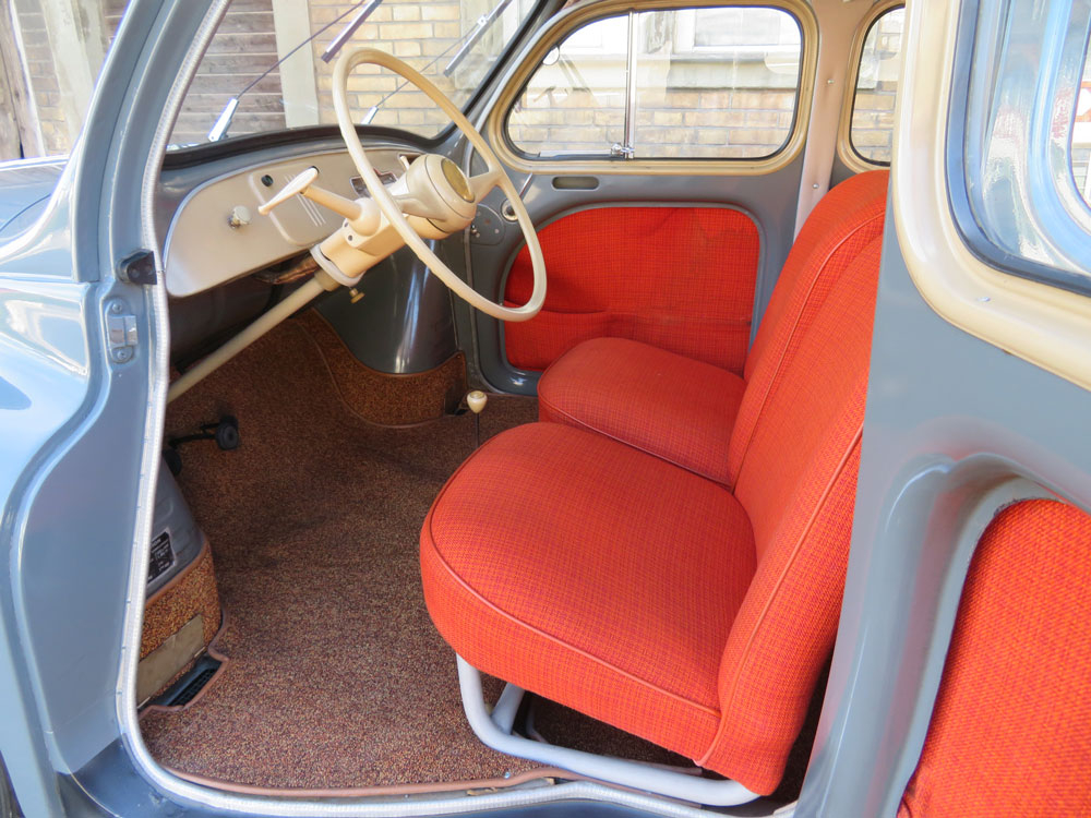 Renault 4CV Limousine