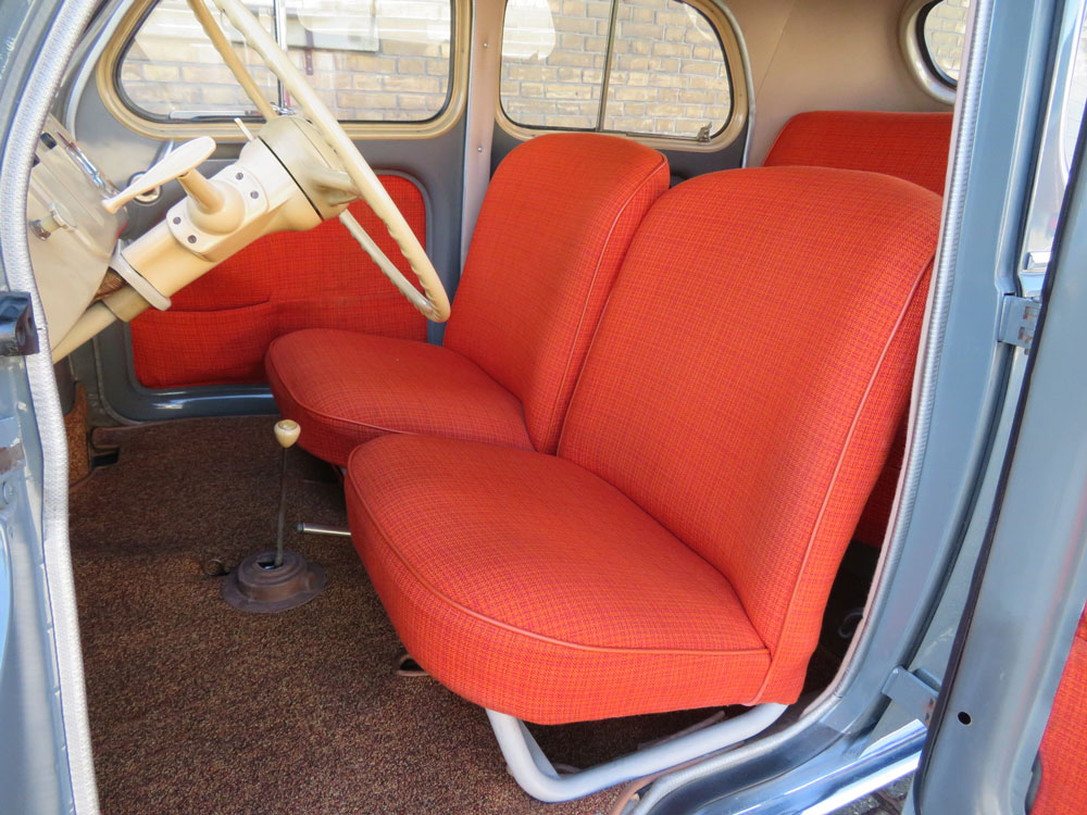 Renault 4CV Limousine