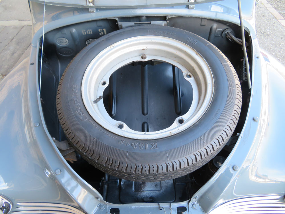 Renault 4CV Limousine