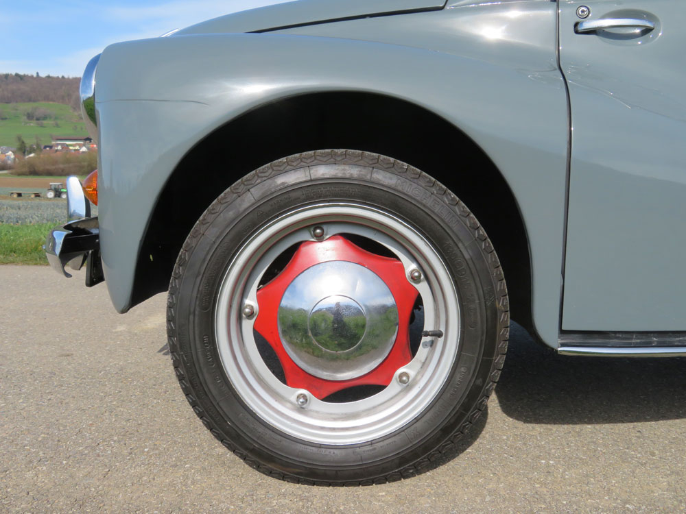 Renault 4CV Limousine