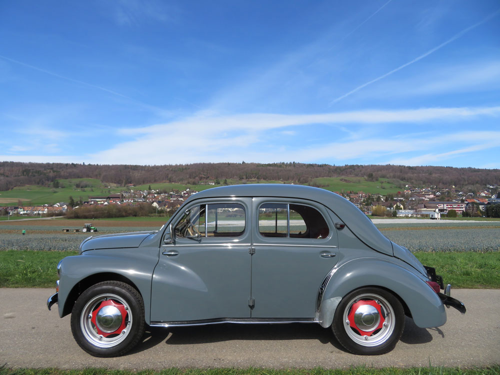 Renault 4CV Limousine