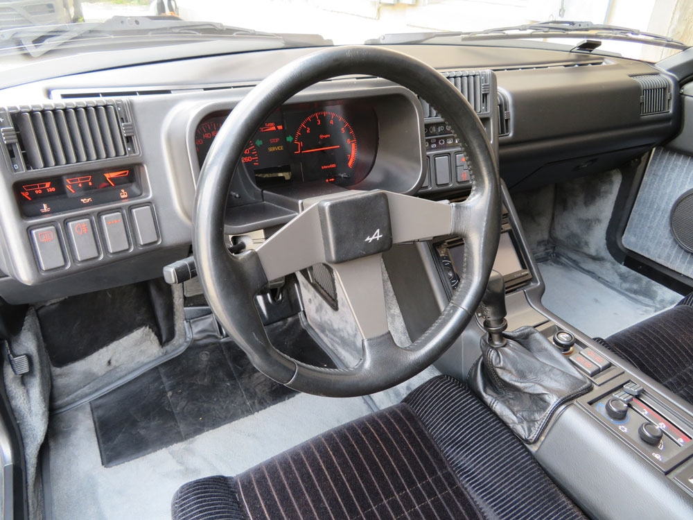 Renault Alpine V6 Turbo Coupé