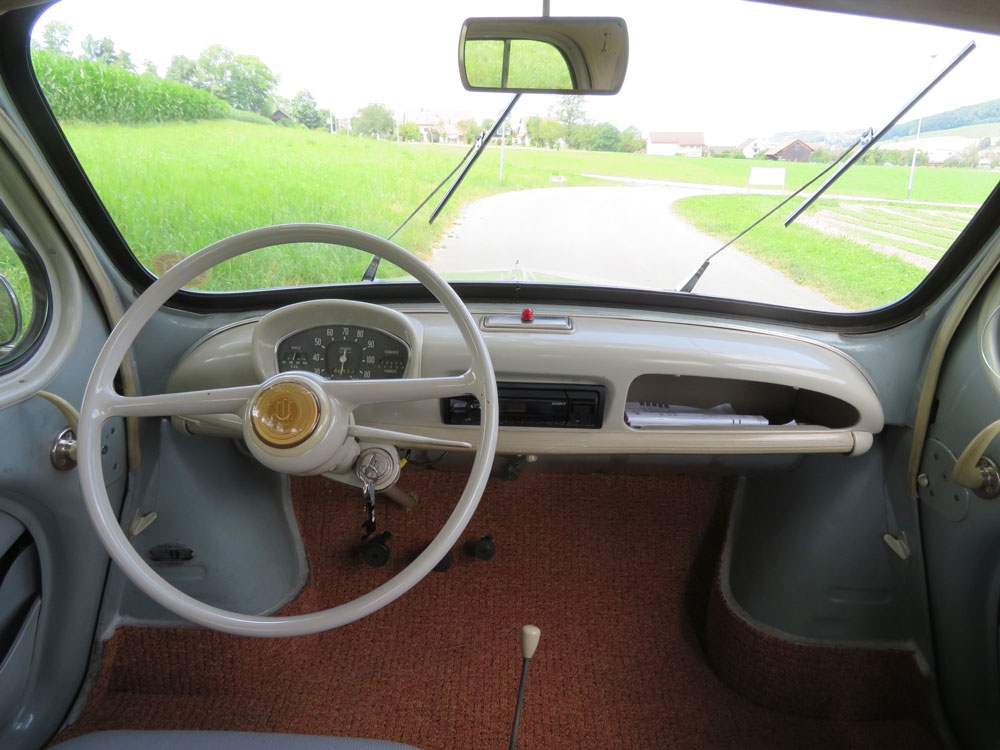 Renault 4 CV Limousine
